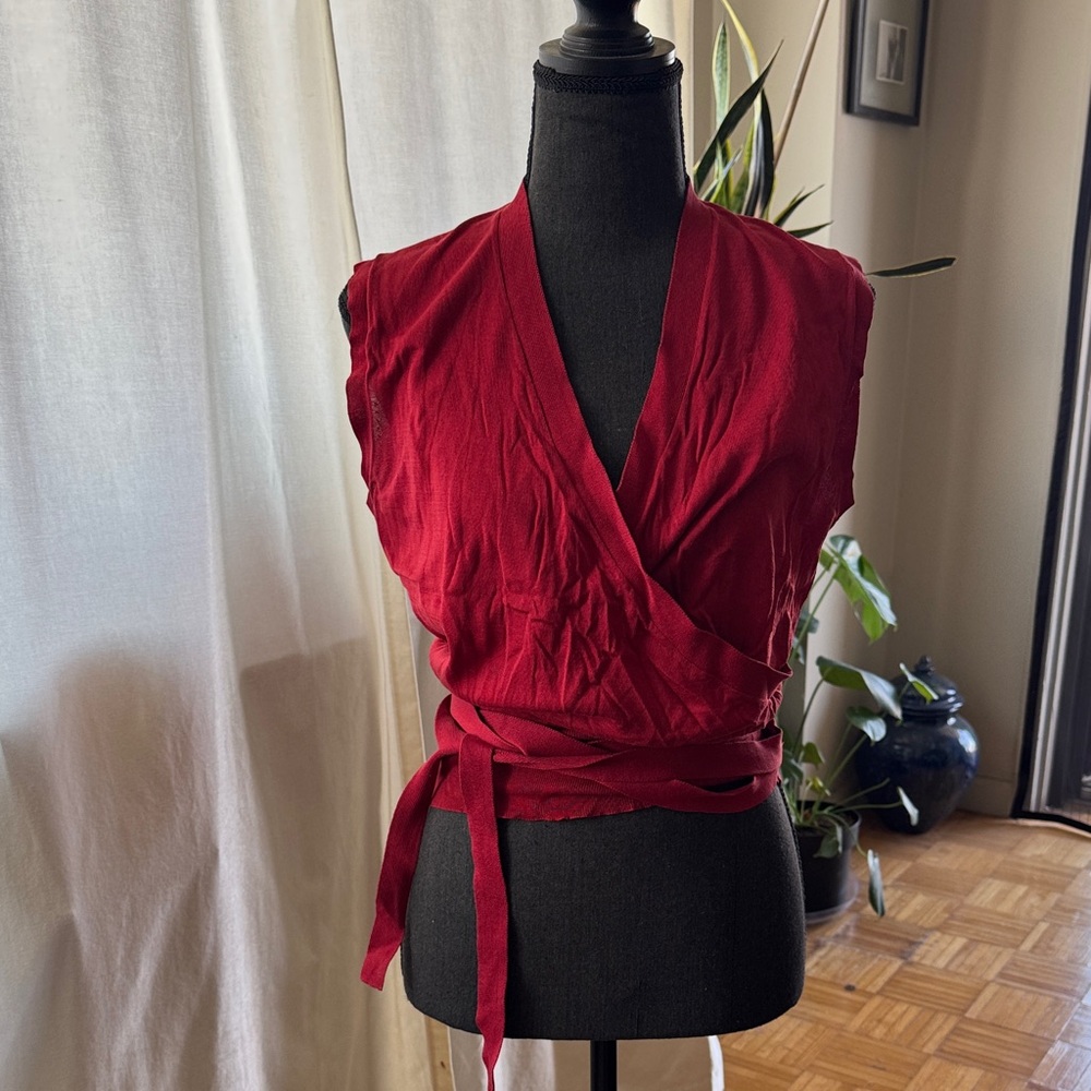 Gucci Red Wrap Short Sleeve Top